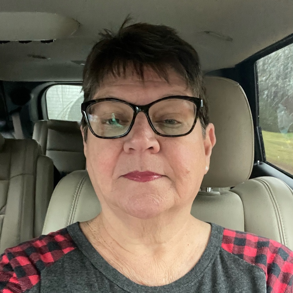 Meet your Posher, Kay